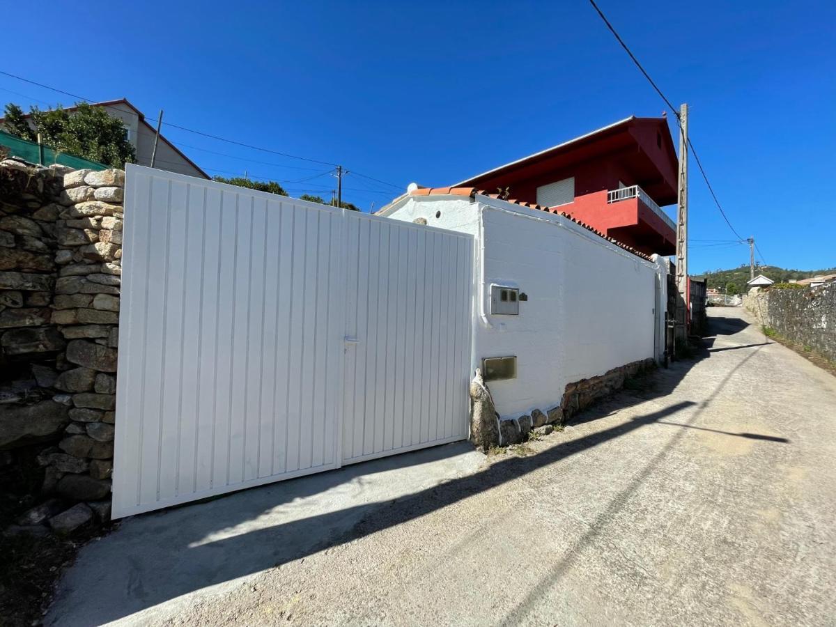 Casita Independiente Y Tres Apartamentos Con Piscina Ladeira Playa Baiona Exteriör bild