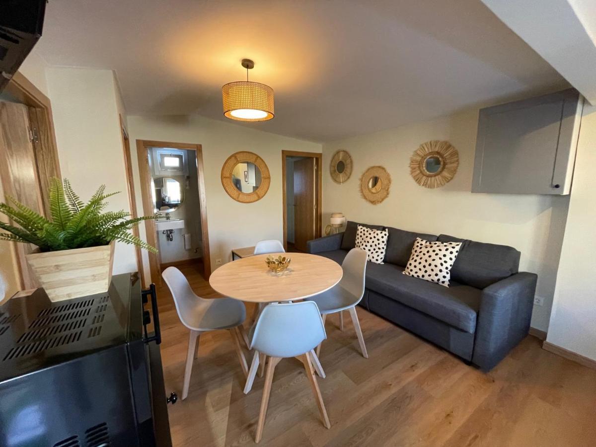 Casita Independiente Y Tres Apartamentos Con Piscina Ladeira Playa Baiona Exteriör bild