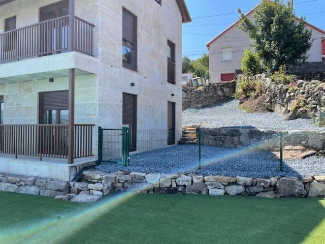 Casita Independiente Y Tres Apartamentos Con Piscina Ladeira Playa Baiona Exteriör bild